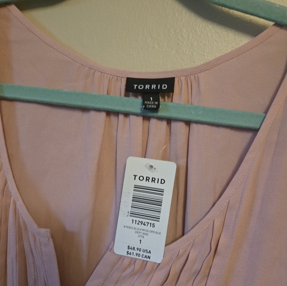 Torrid Women's Pink Top - Picture 4 of 4